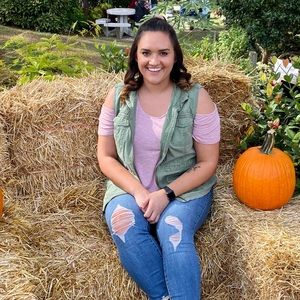 Meet your Posher, Catie